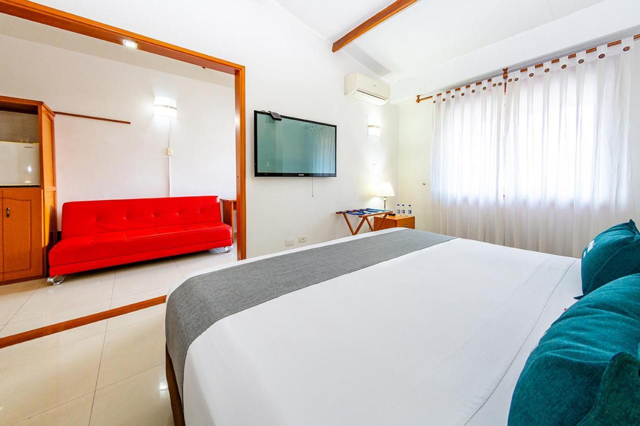 Ayenda Optimum Hotel Pereira Kültér fotó